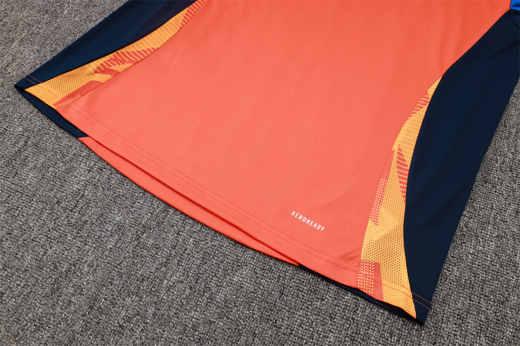 Juventus Training Short Sleeve Suit 24/25