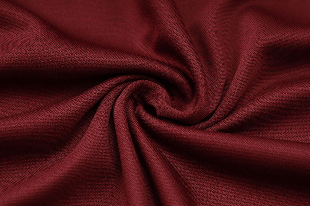 Internacional Training Short sleeve Suit 24/25