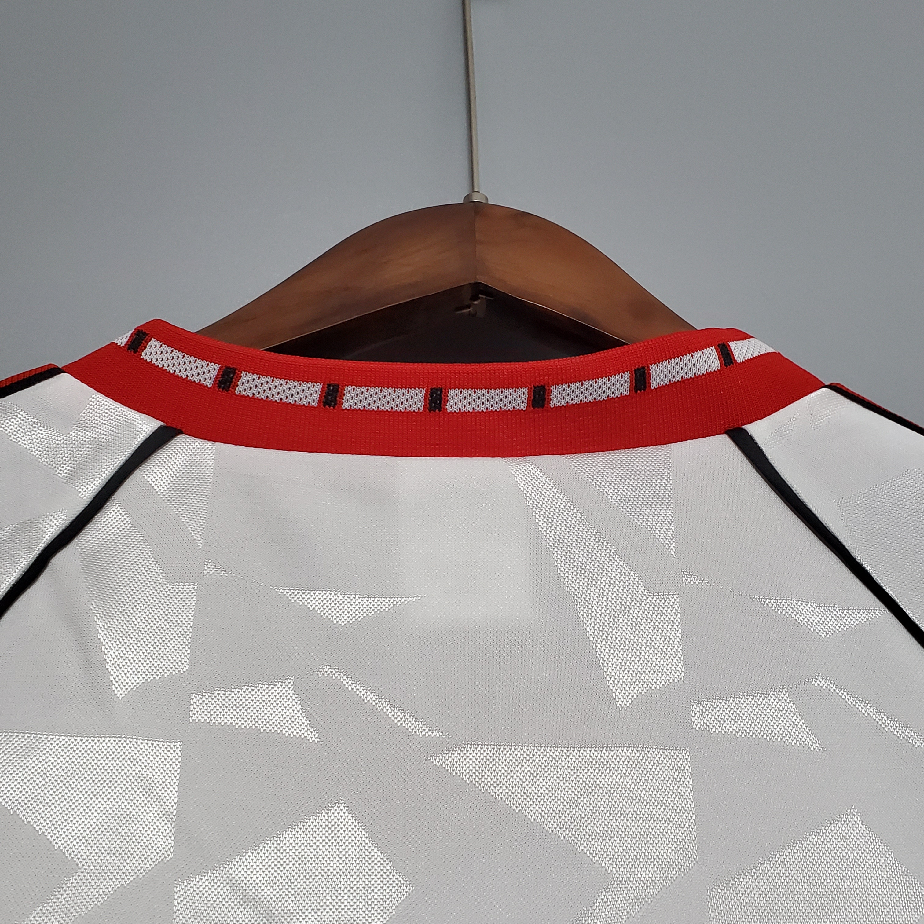 Manchester United Third European Cup Winners'Cup Final Retro Jersey 1990/91