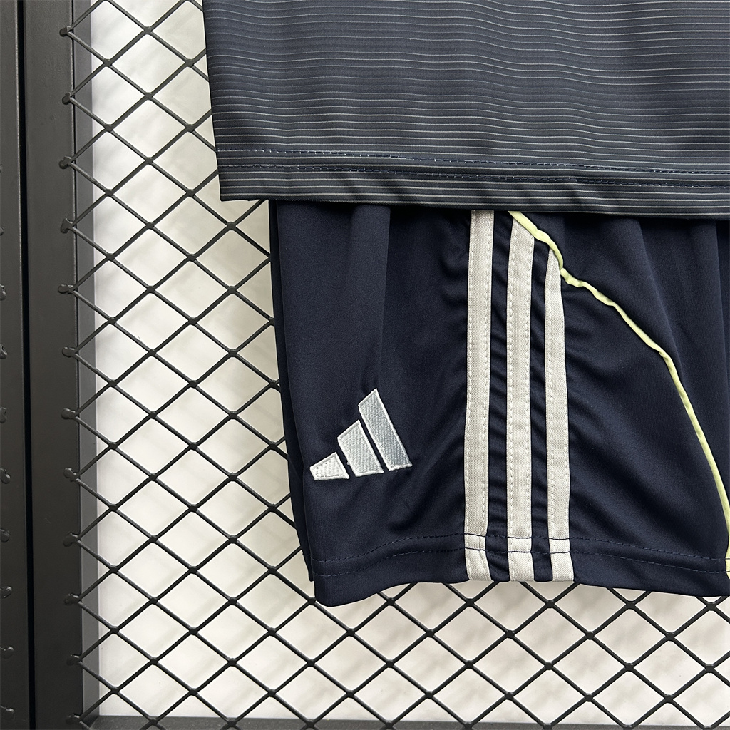 Real Madrid Away Kids Suit 25/26