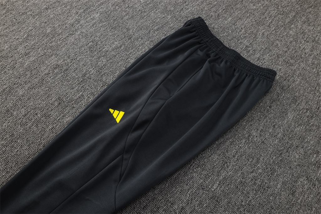 SL Benfica Training Pants 24/25