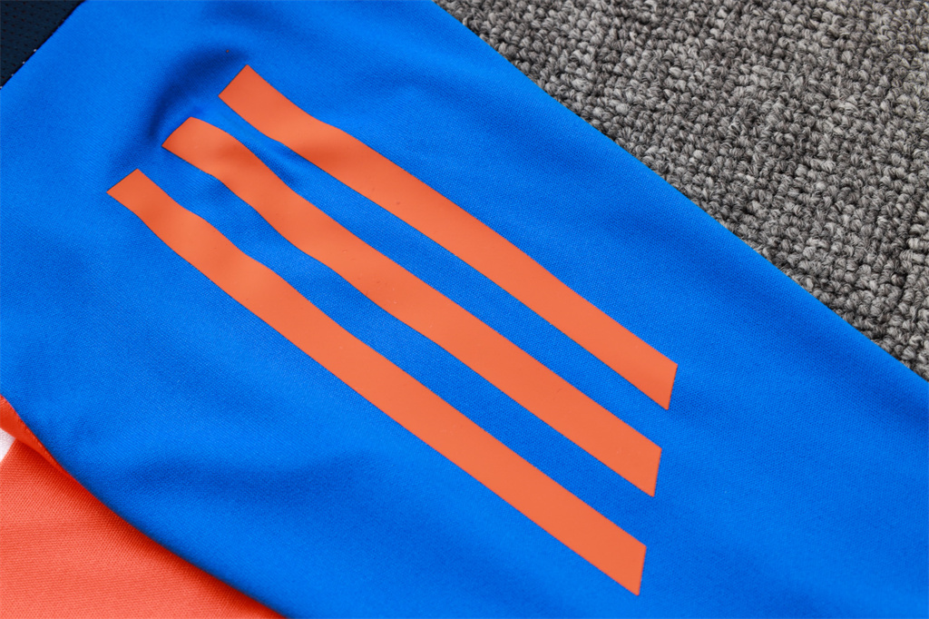 Juventus Training Short Sleeve Suit 24/25