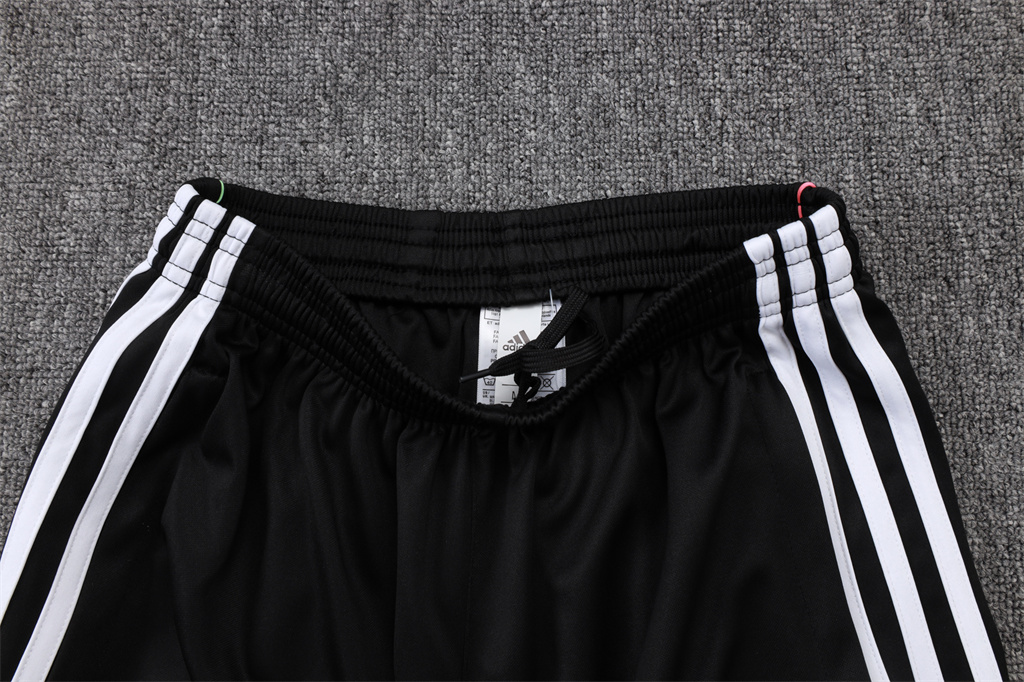 Juventus Training Jersey 25/26