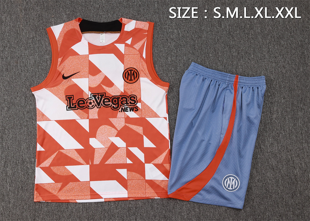 Inter Milan Training Jersey 24/25