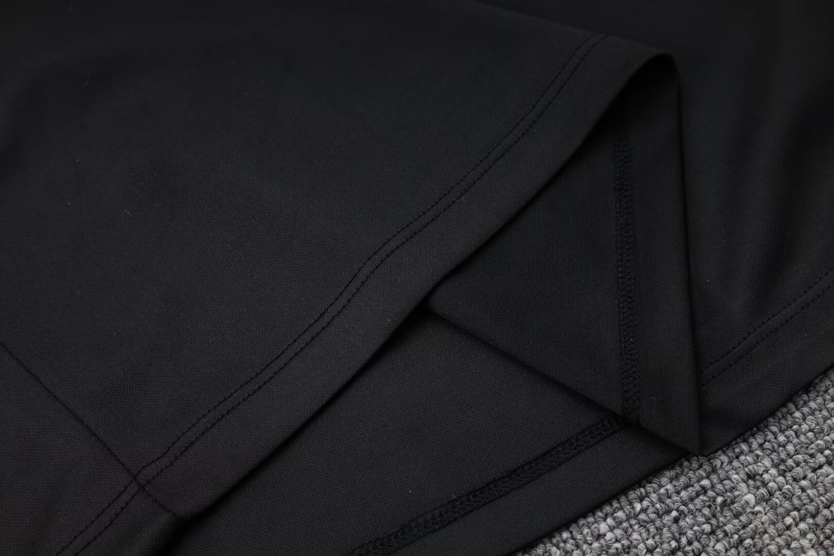 Liverpool Training Jersey Suit 24/25