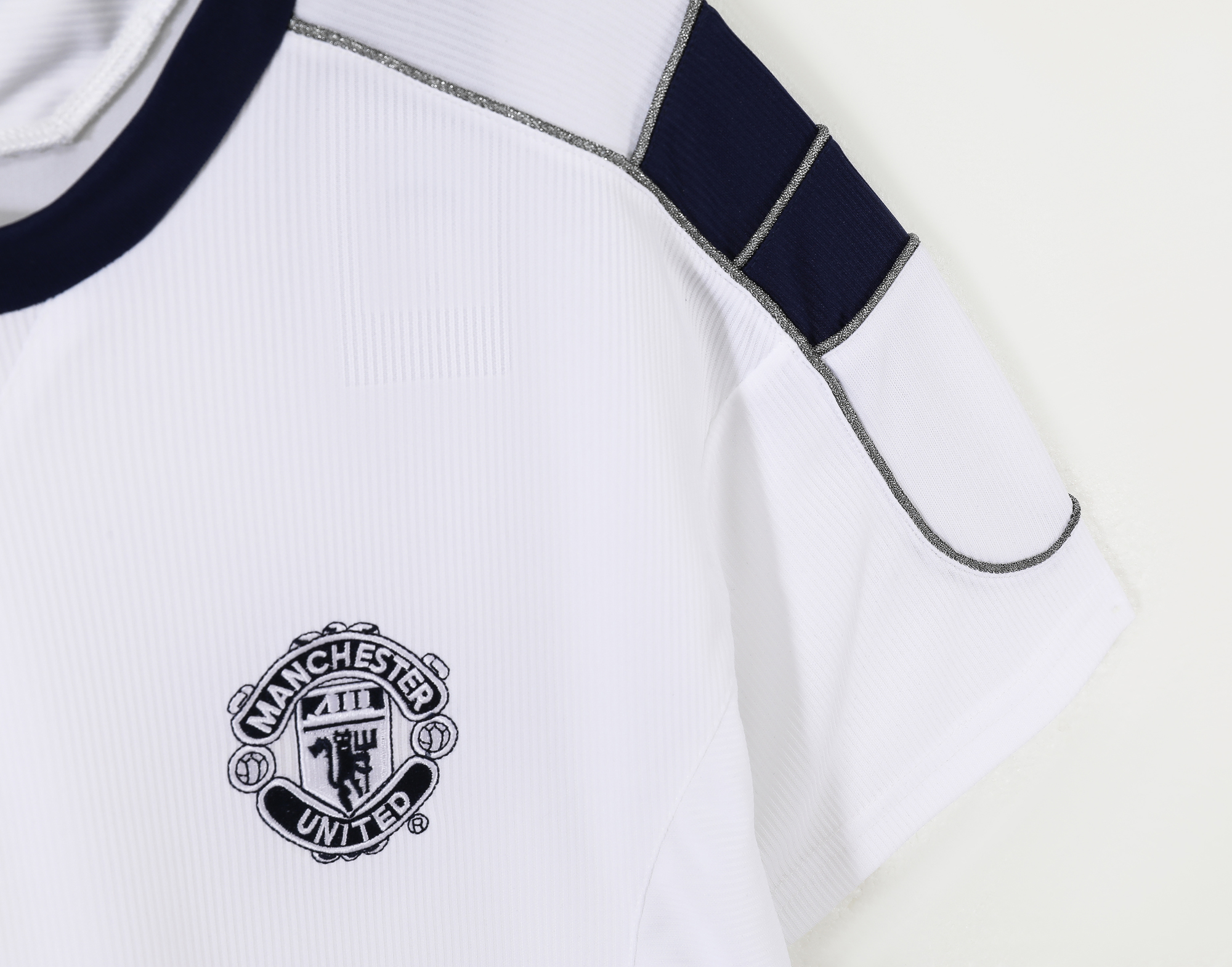 Manchester United Away Retro Jersey 2000/01