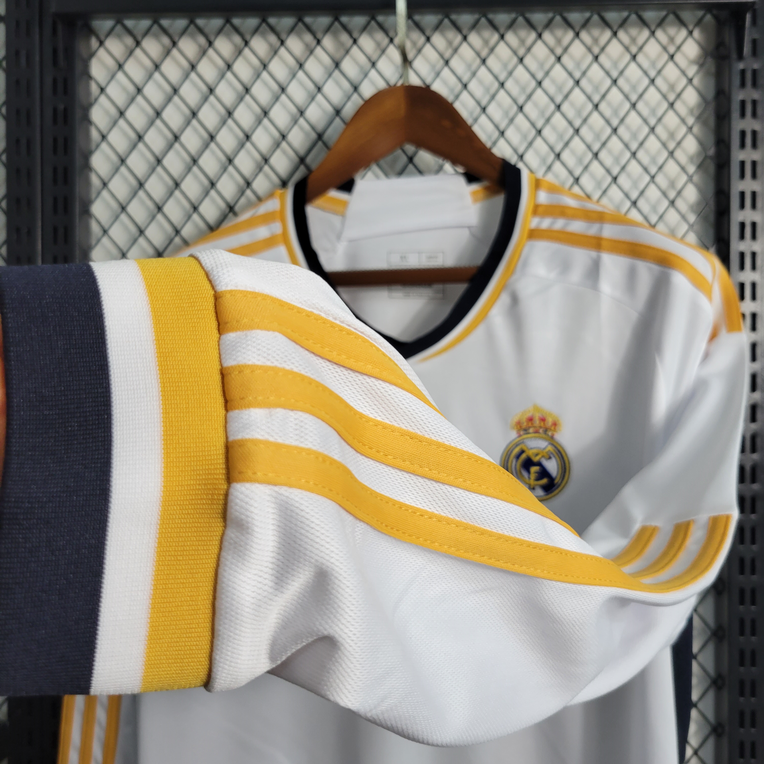 Real Madrid Home Man Long Sleeve Jersey 23/24
