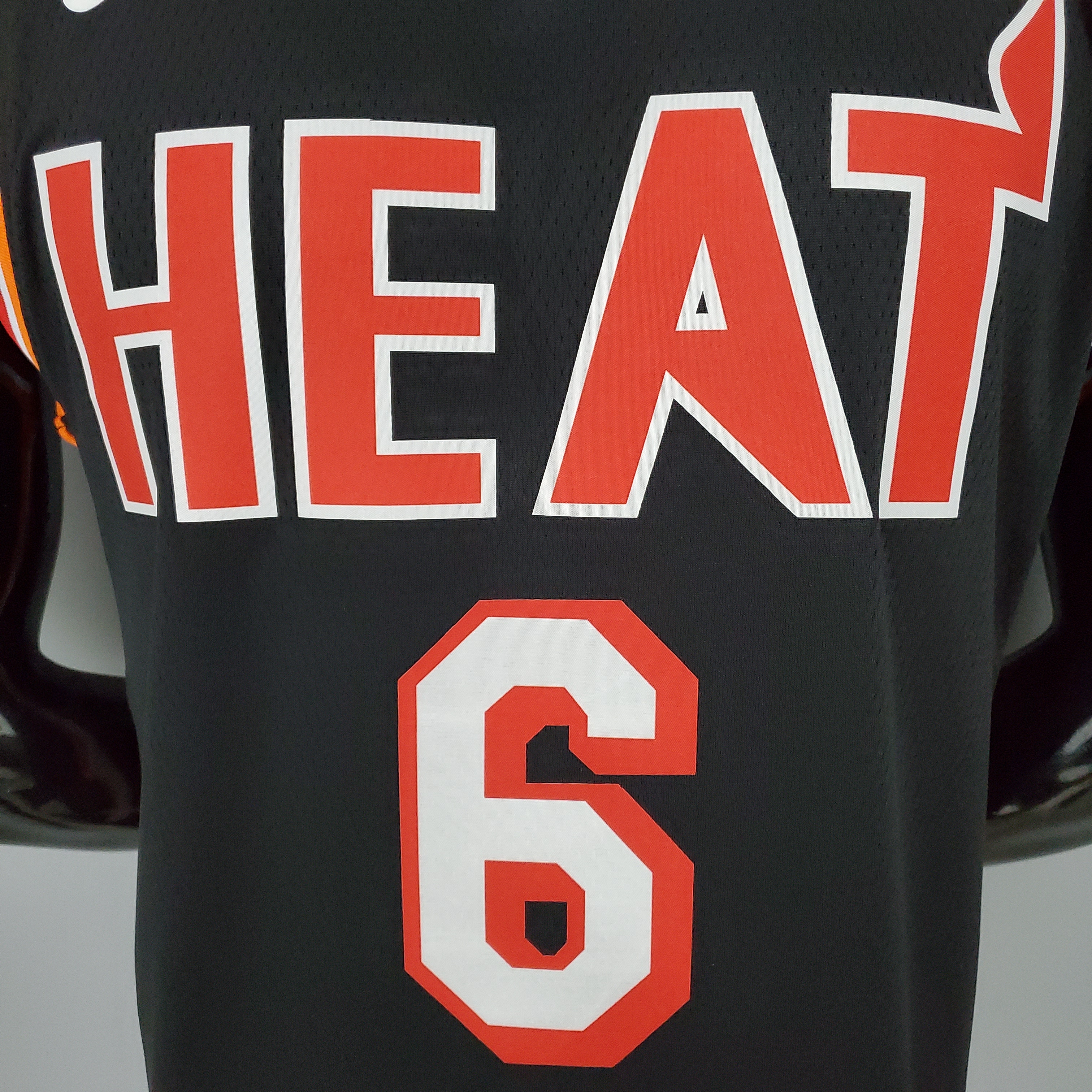 LeBron James Miami Heat 2018 Swingman Jersey Retro Night Black