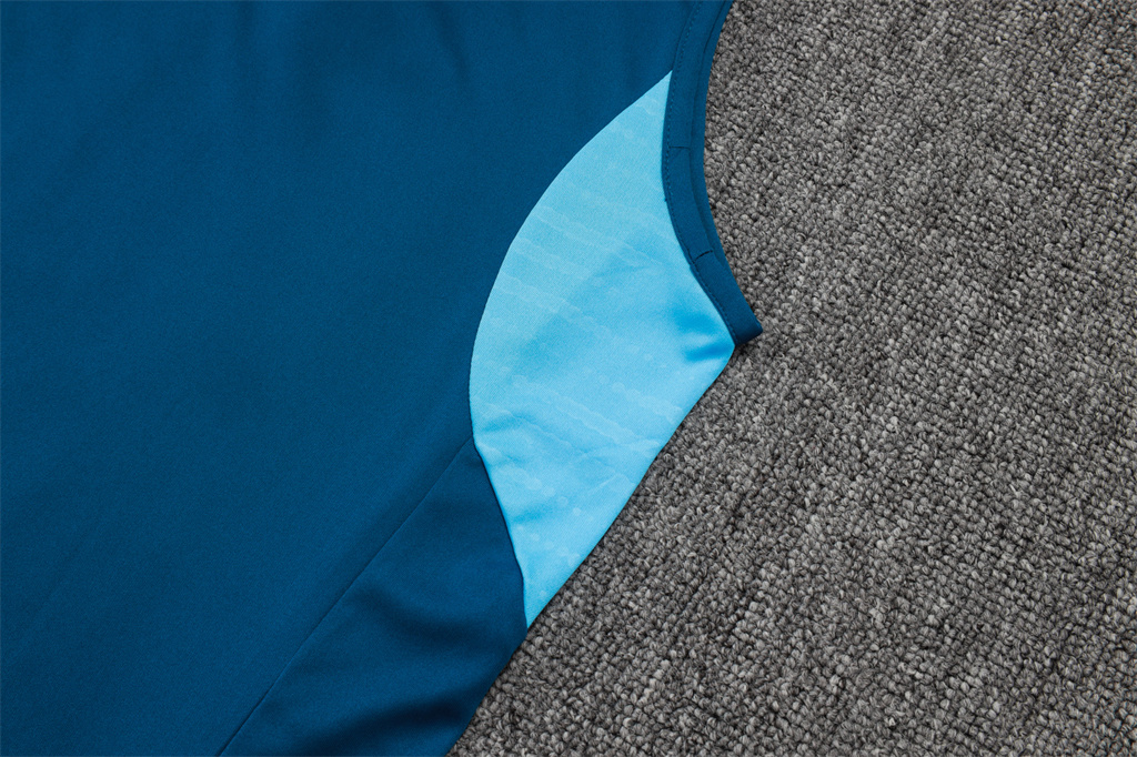 Juventus Training Jersey 25/26