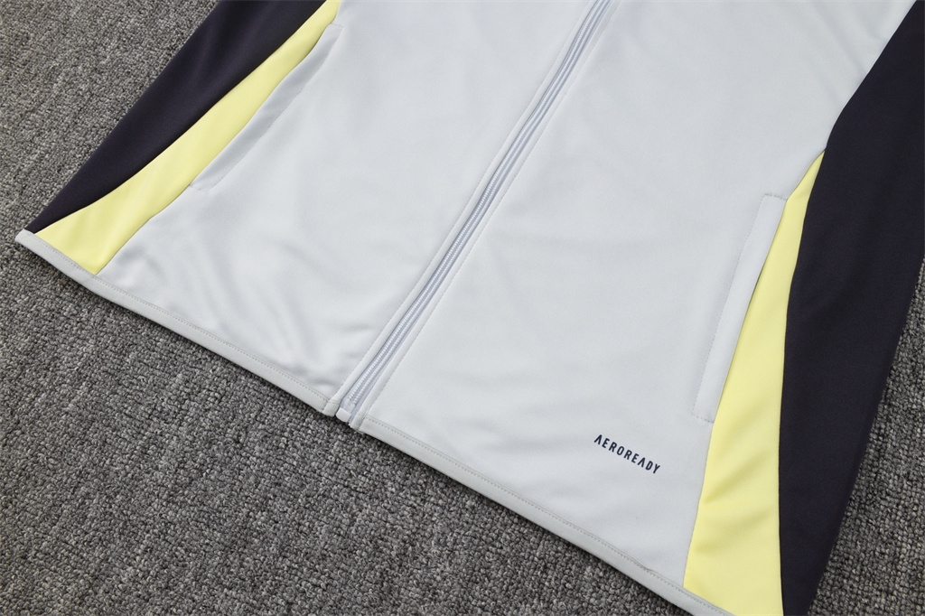 Juventus Training Jacket 24/25