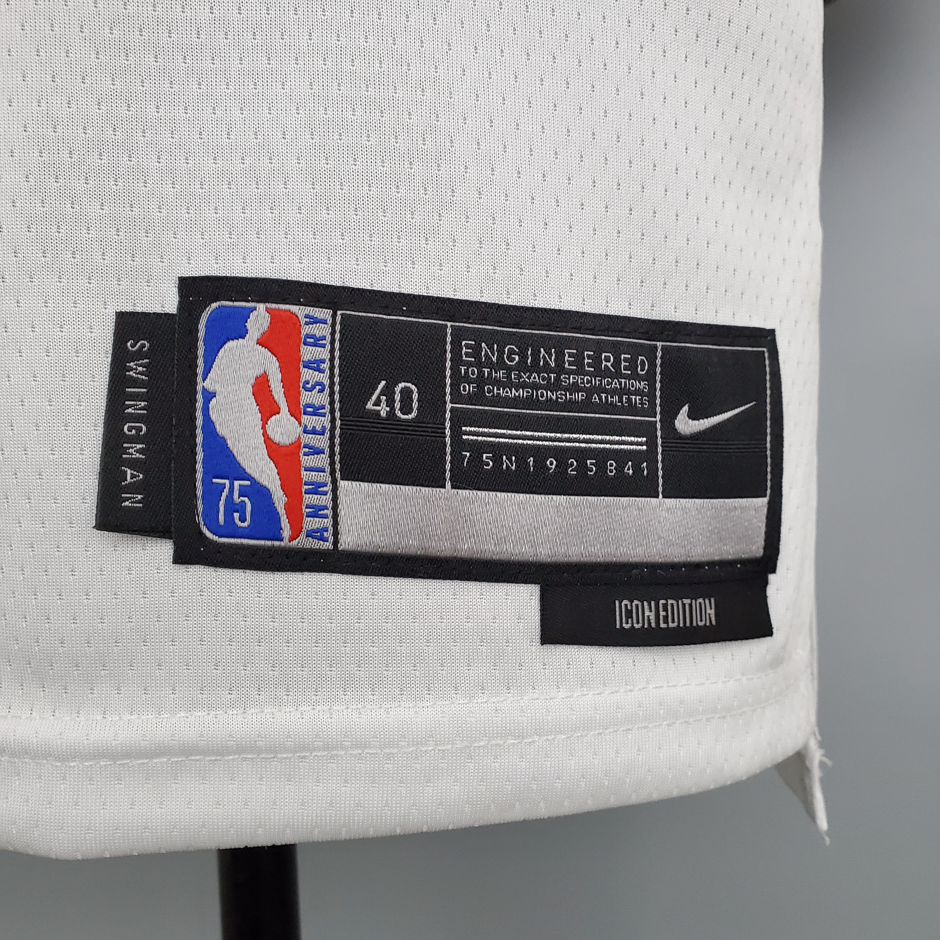 Kyrie Irving Boston Celtics 75th Anniversary Swingman Jersey White