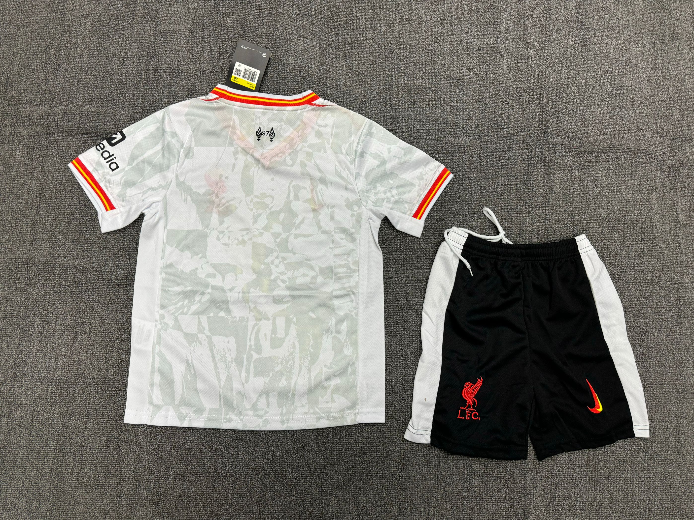 Liverpool Third Kids Suit 24/25