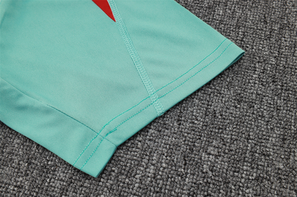 Liverpool Training Short sleeve Suit 24/25