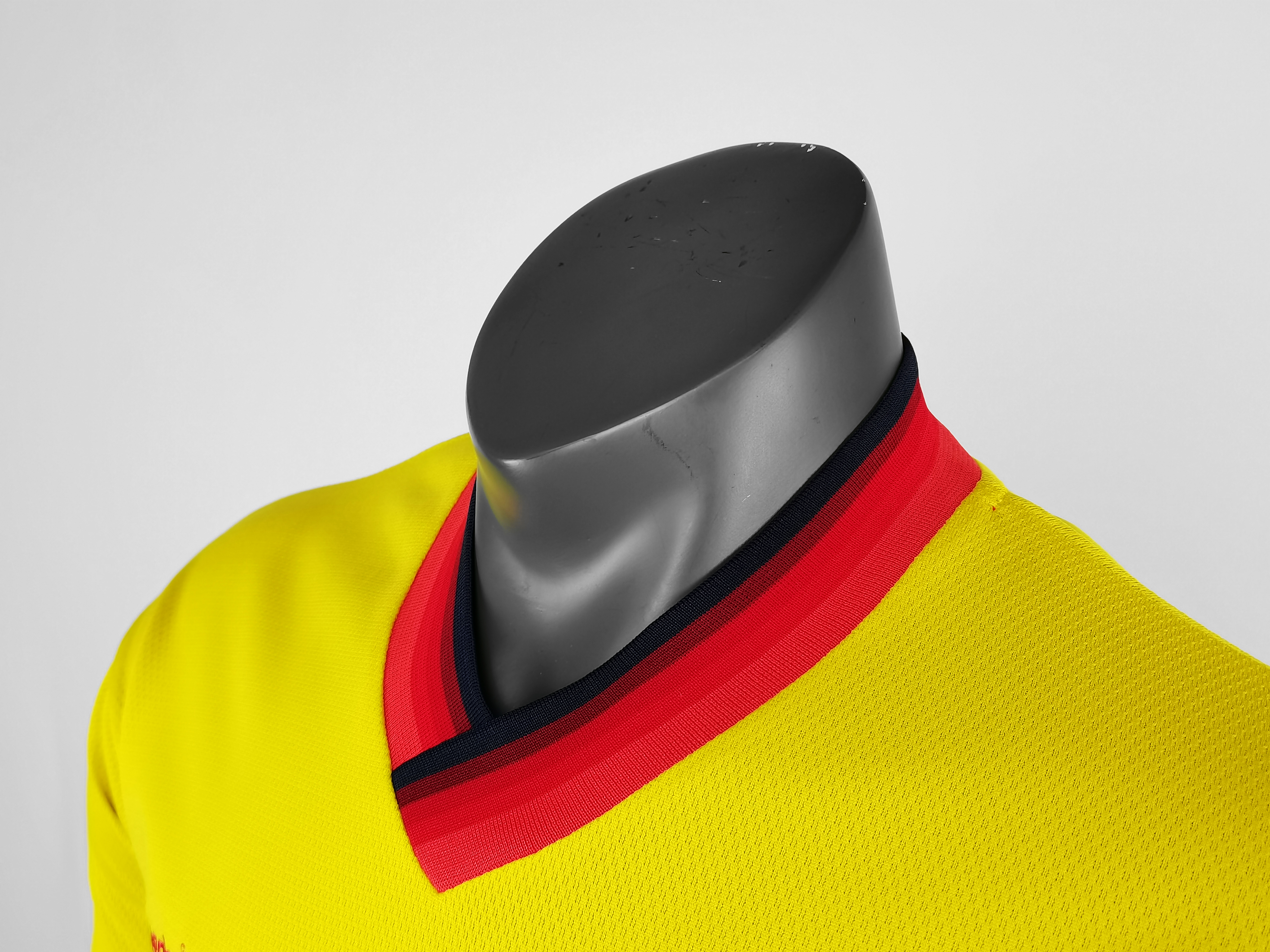 Liverpool Away Retro Jersey 98