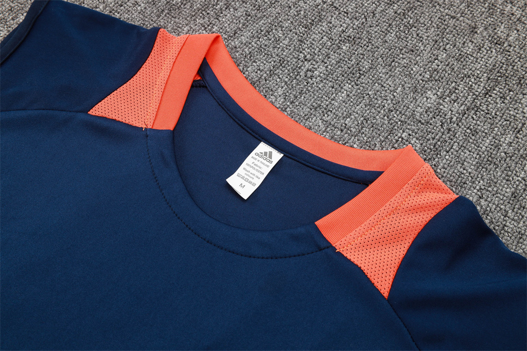 Manchester United Training Jersey 24/25