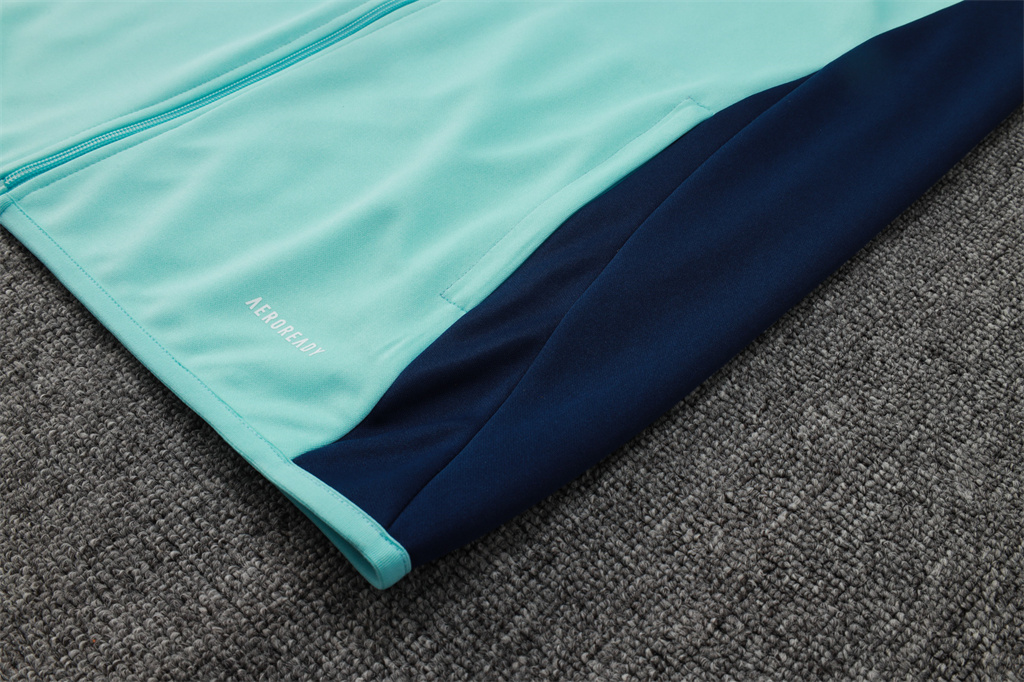 Manchester United Training Jacket 24/25