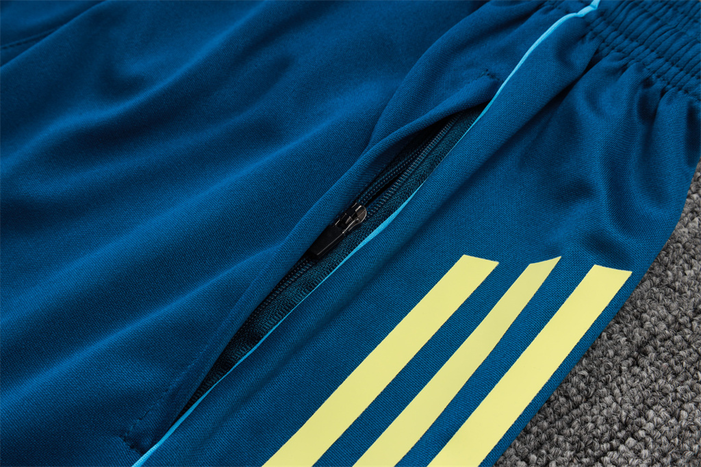 Juventus Training Jersey 25/26