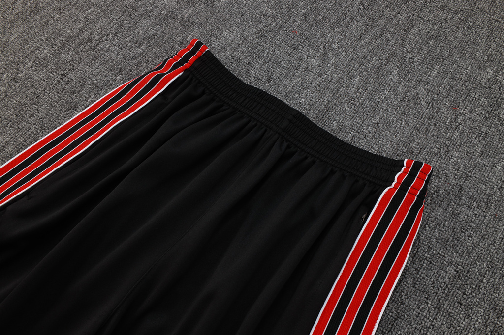 Liverpool Training Jersey 25/26