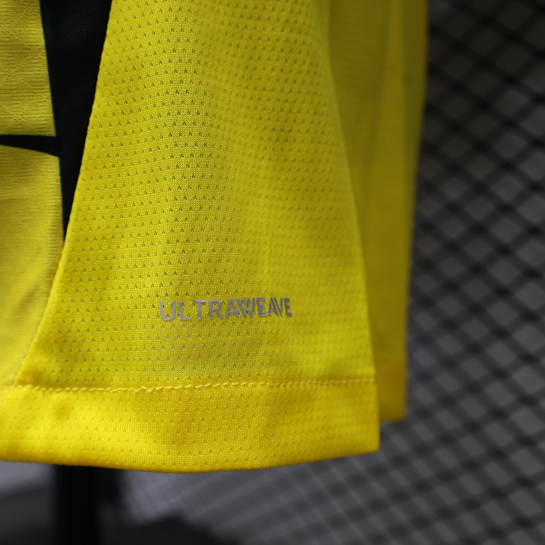 Borussia Dortmund Cup Men Player Jersey 24/25