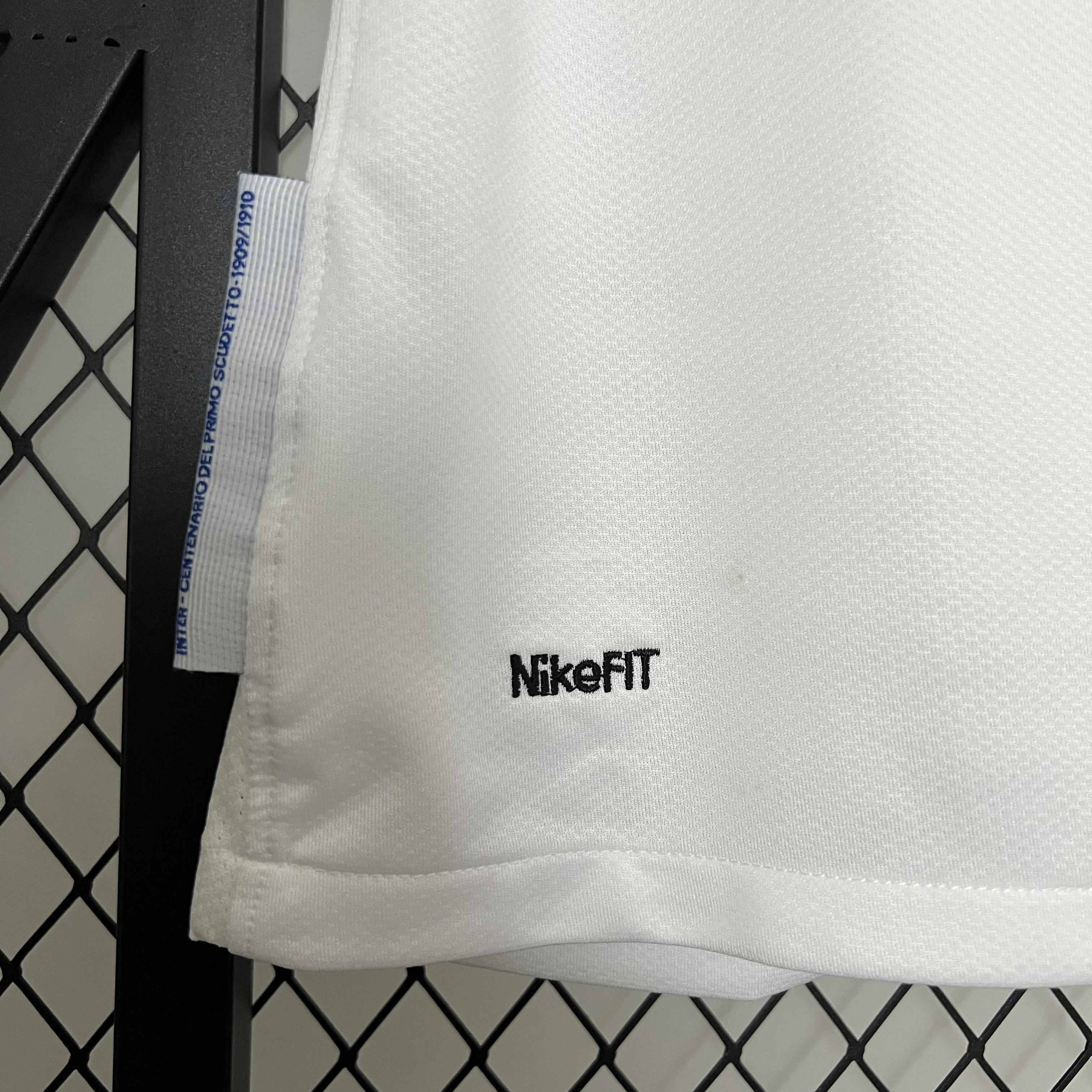 Inter Milan Away Retro Jersey 2009/10