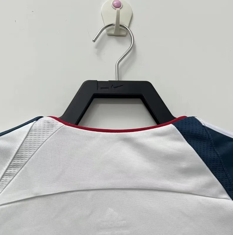 06-07 Liverpool Retro Jersey Third Away