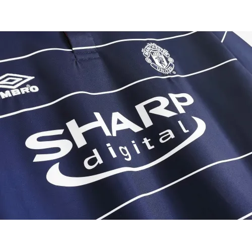 1999/00 Manchester United Retro Jersey Away