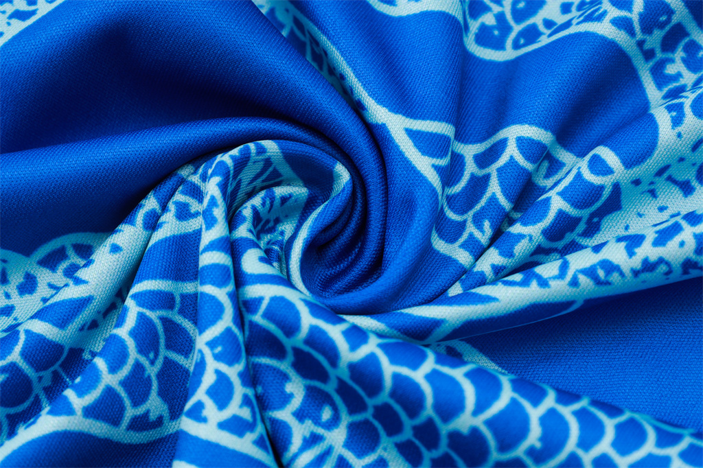 Real Madrid Training Short sleeve Jersey 24/25