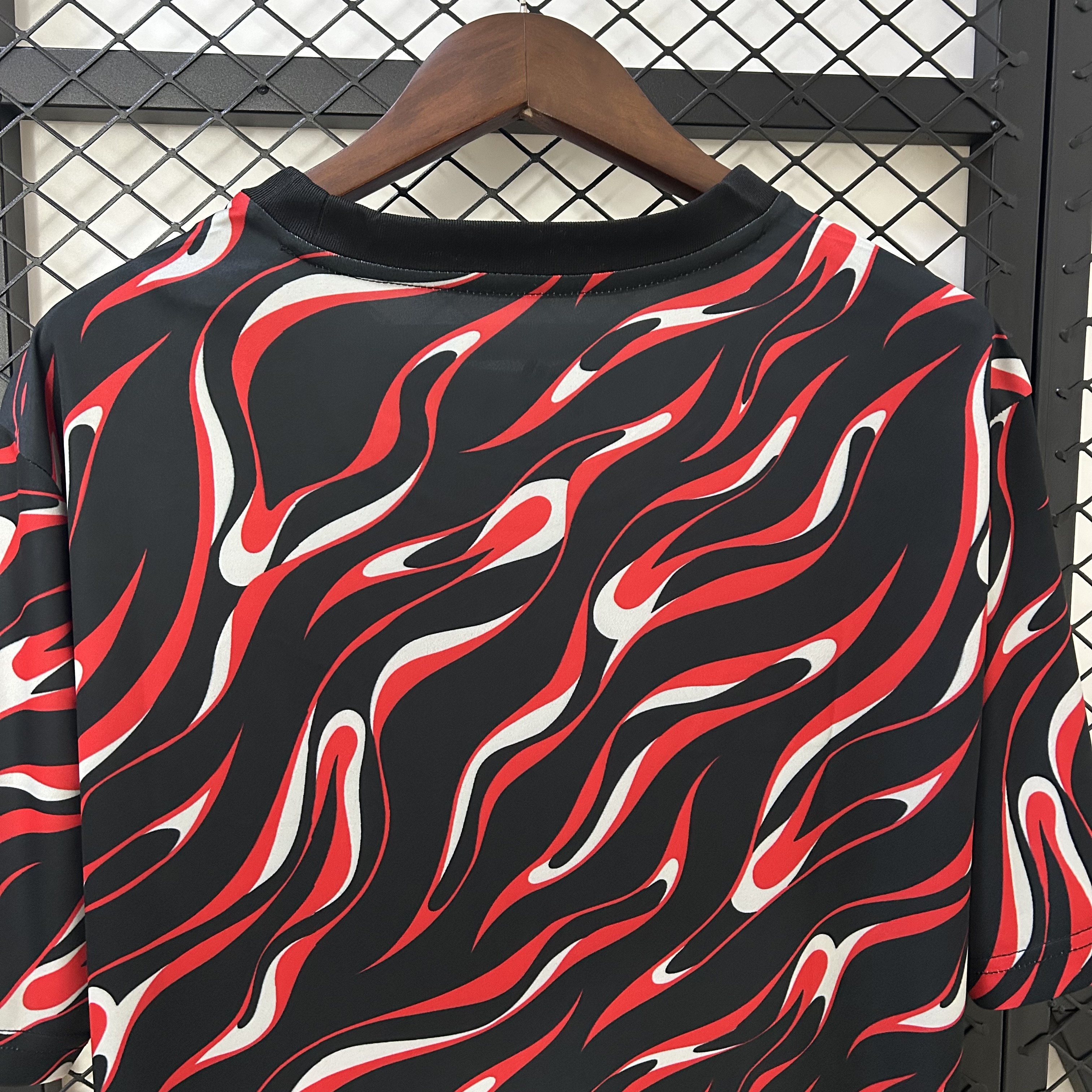 Manchester United Man Pre Match Training Jersey 25/26