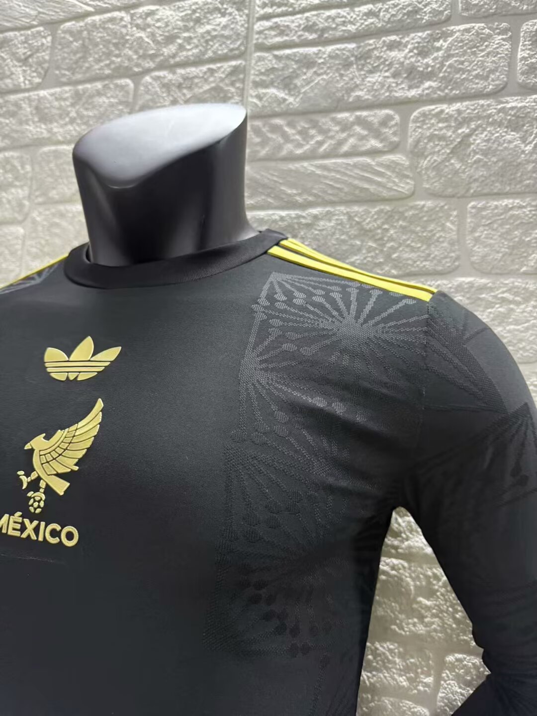Mexico Gold Man Player Long Sleeve Jersey 25/26