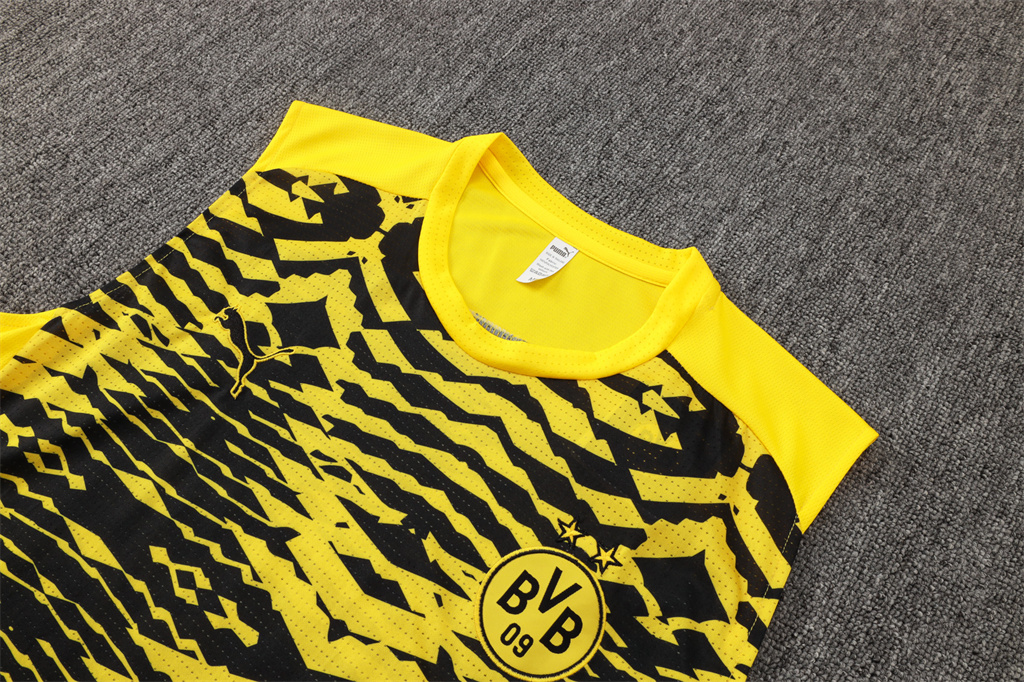 Borussia Dortmund Training Jersey 24/25