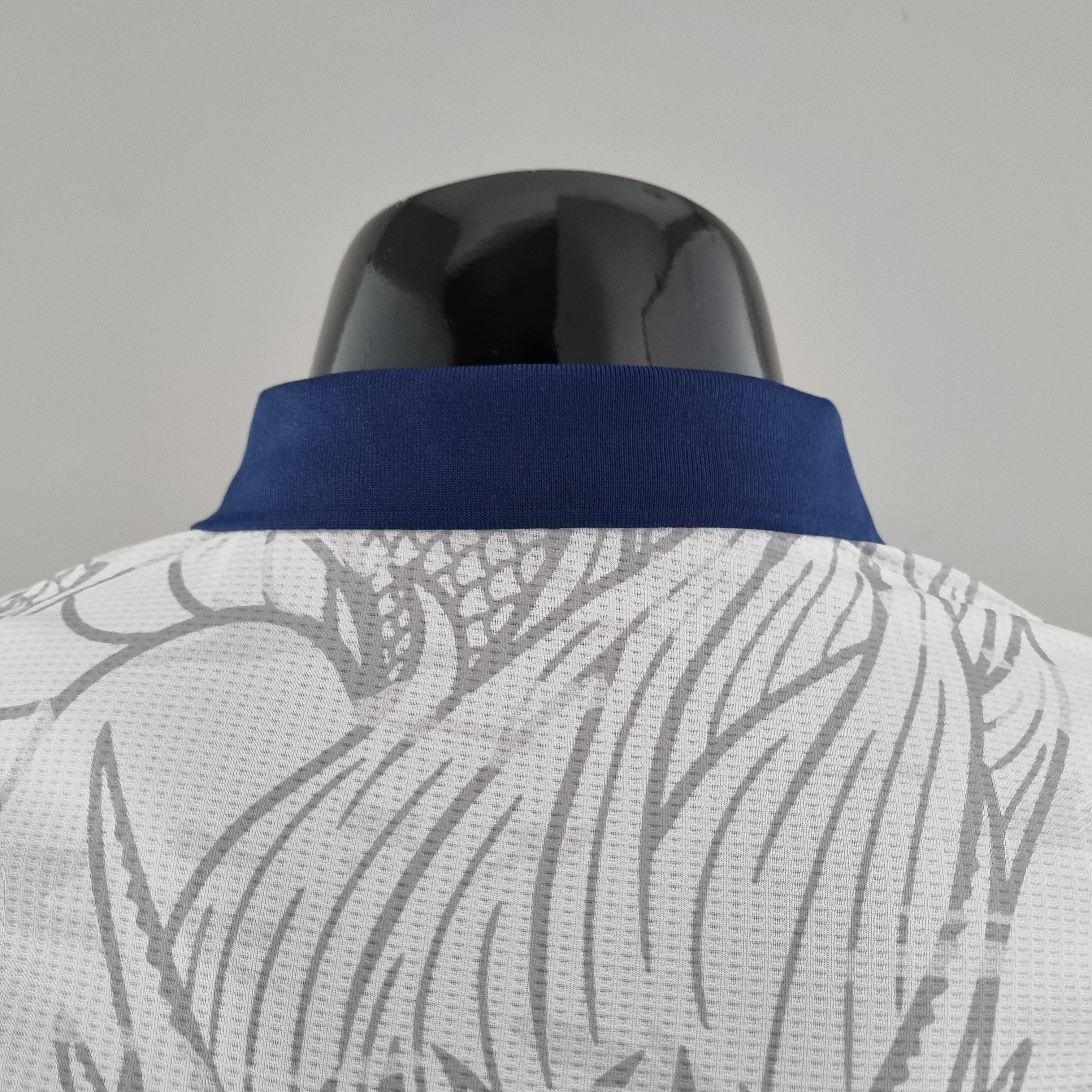 Real Madrid Chinese Dragon White Player Jersey 22/23