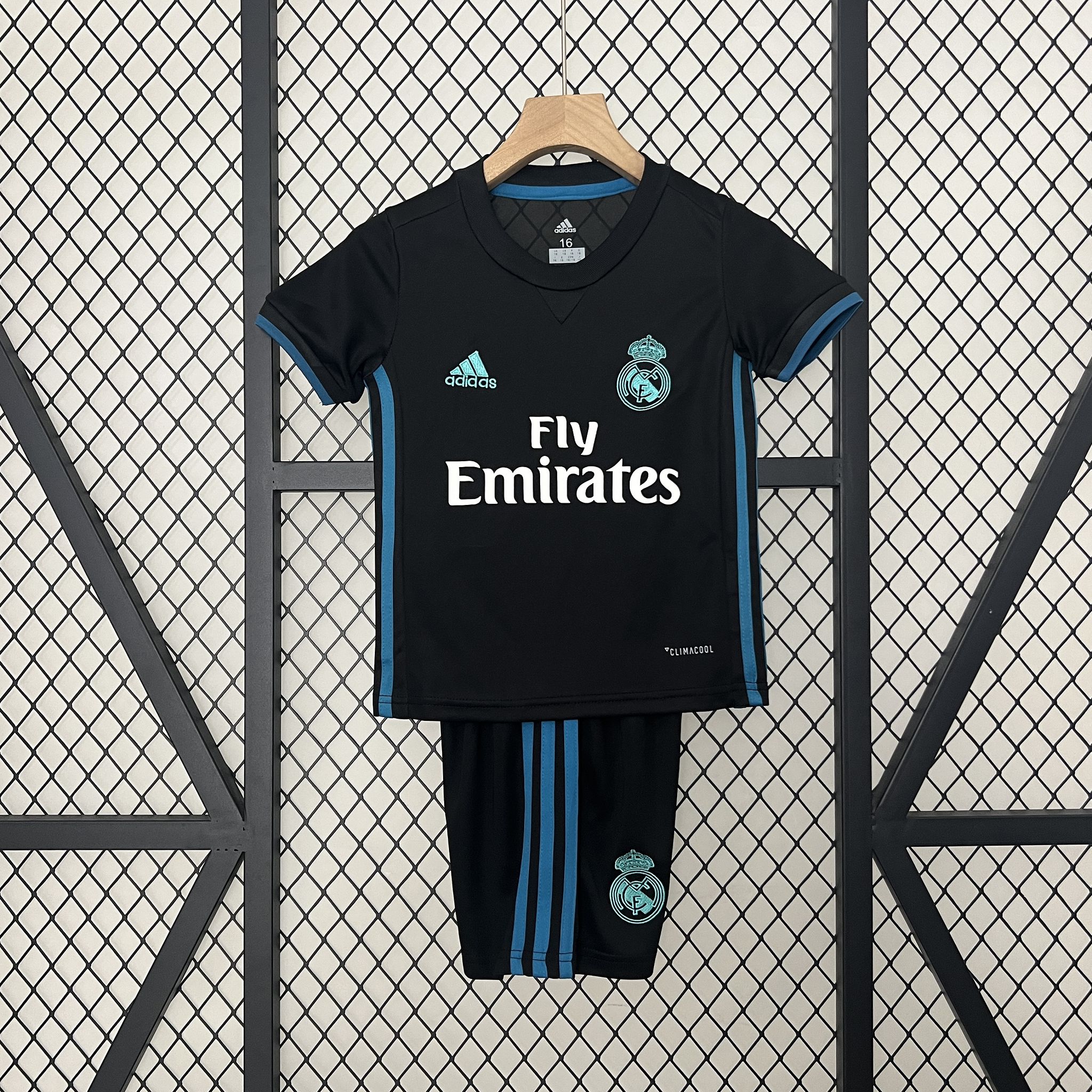 Real Madrid 17-18 Away Retro Kid Kits Youth Apparels Jersey