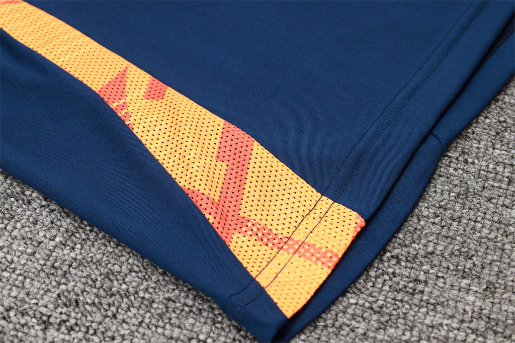 Manchester United Training Short sleeve Jersey 24/25