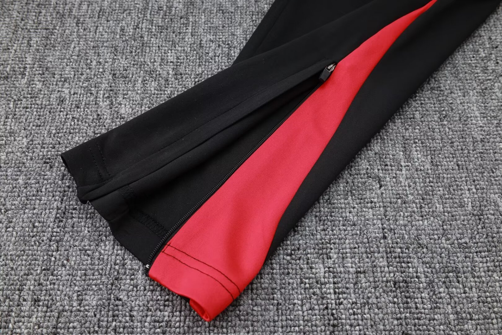 Liverpool Training Jersey Suit 24/25