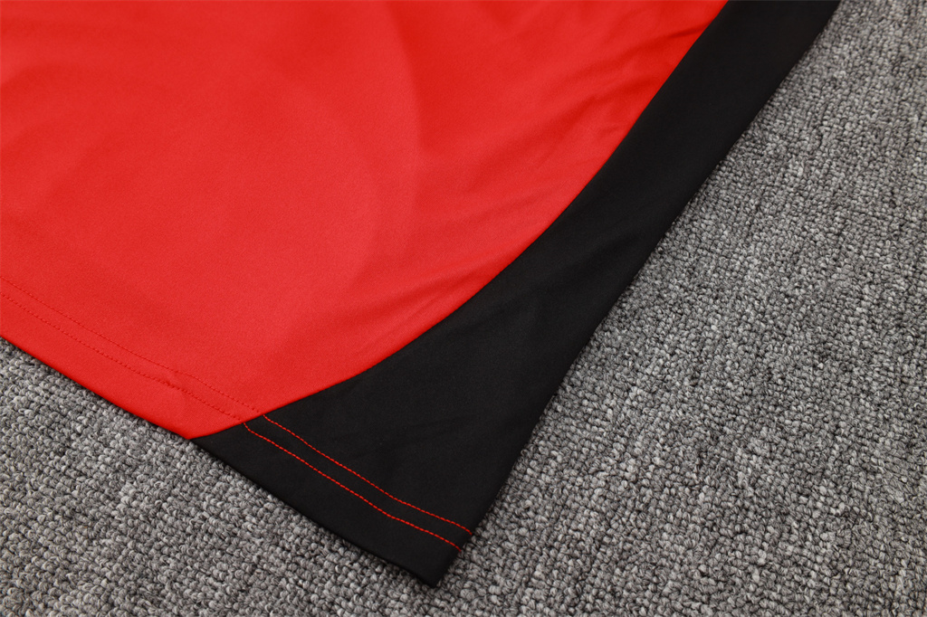 Manchester United Training Short sleeve Jersey 24/25