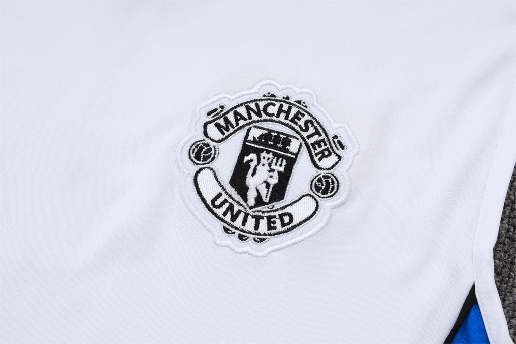 Manchester United Training Jersey 25/26