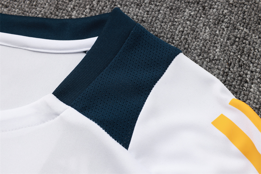 Real Madrid Training Short sleeve Suit 24/25