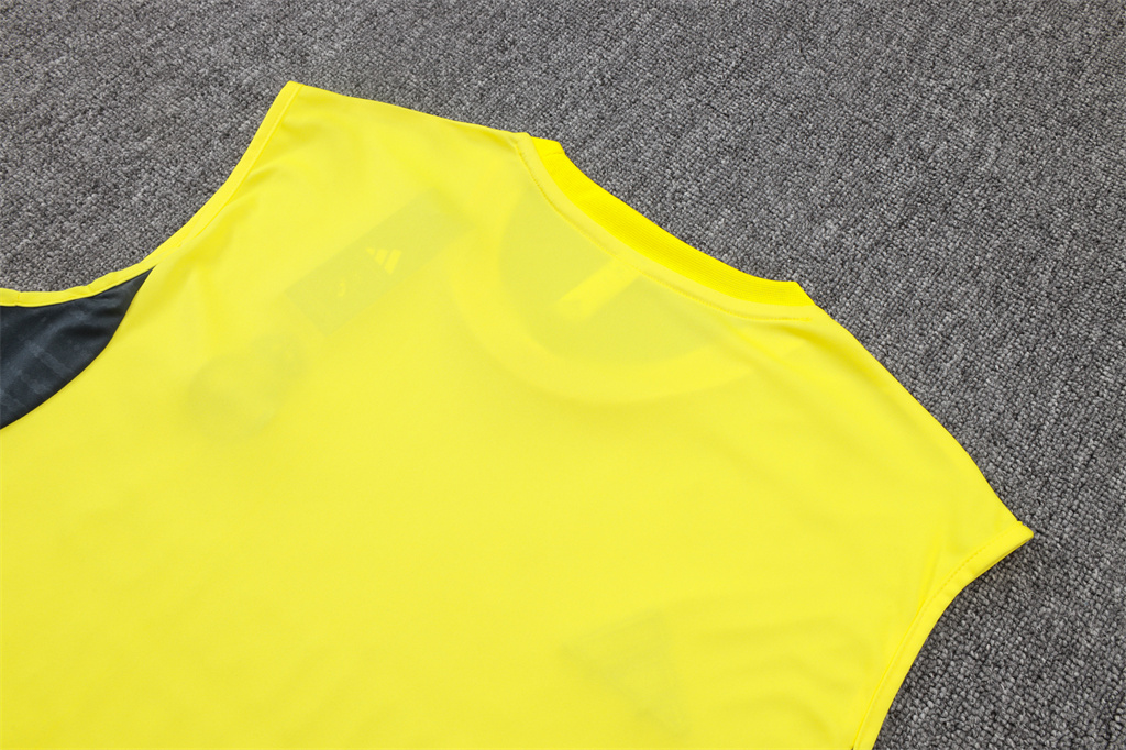 Real Madrid Training Jersey 25/26