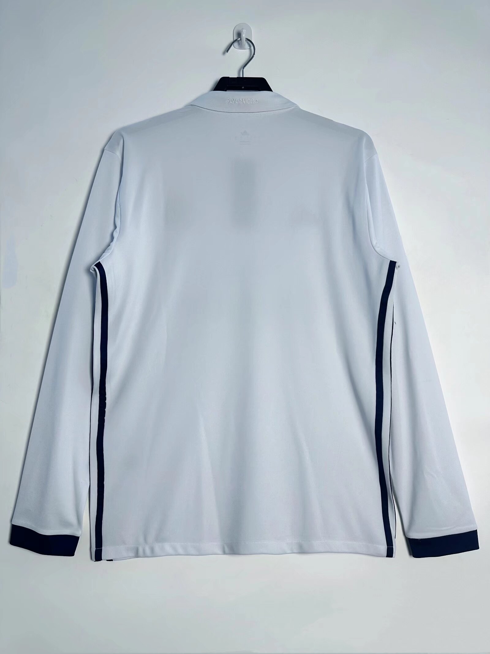 Real Madrid Home Long Sleeve Retro Jersey 2016/17