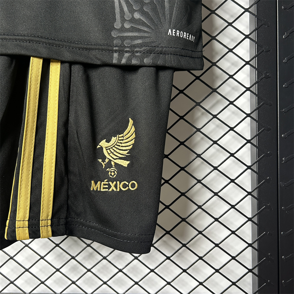 Mexico Gold Kids Suit 25/26