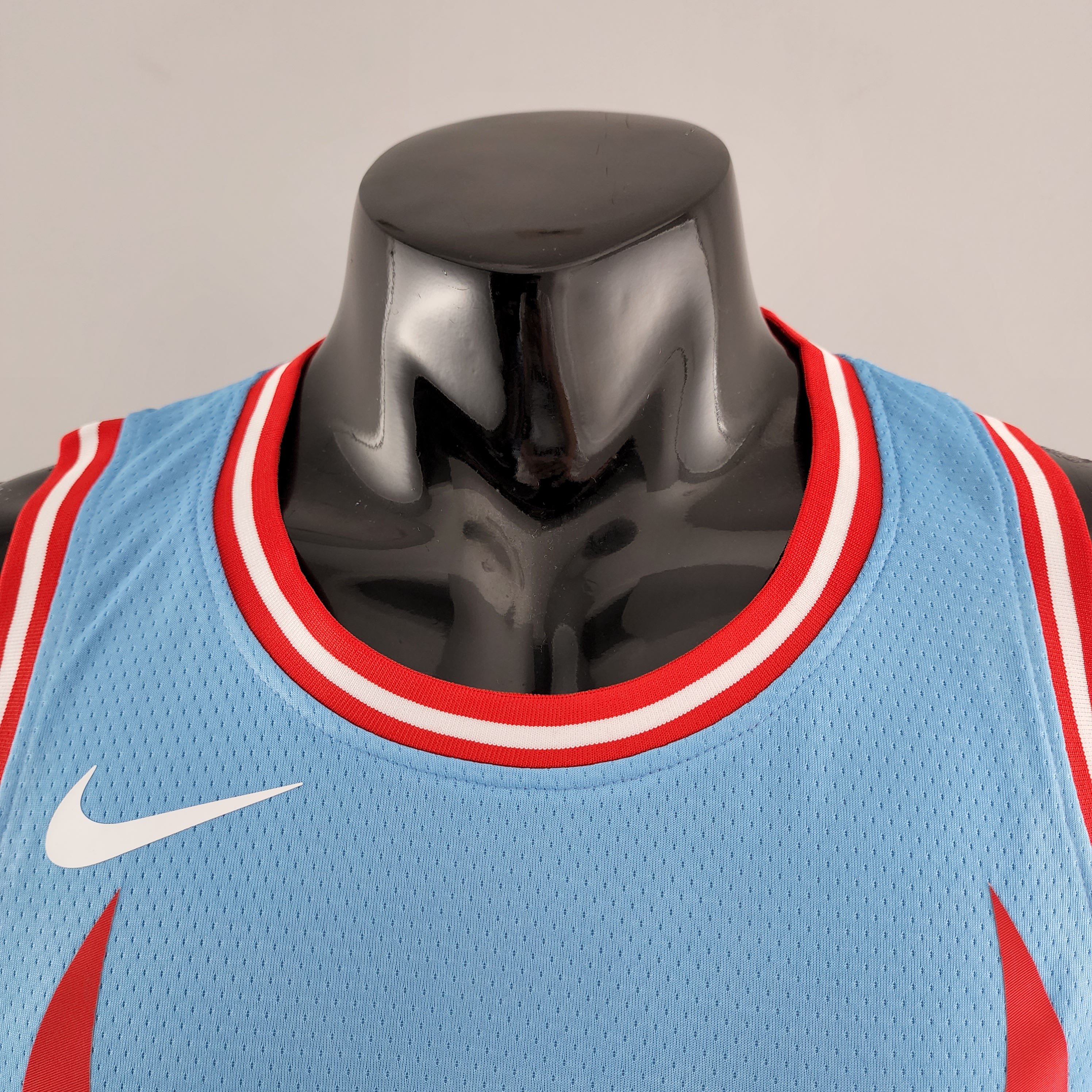 DeMar DeRozan Chicago Bulls Swingman Jersey Blue