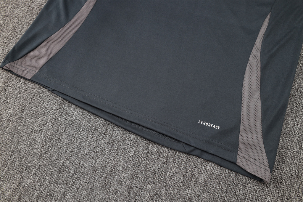 Real Madrid Training Short sleeve Suit 24/25