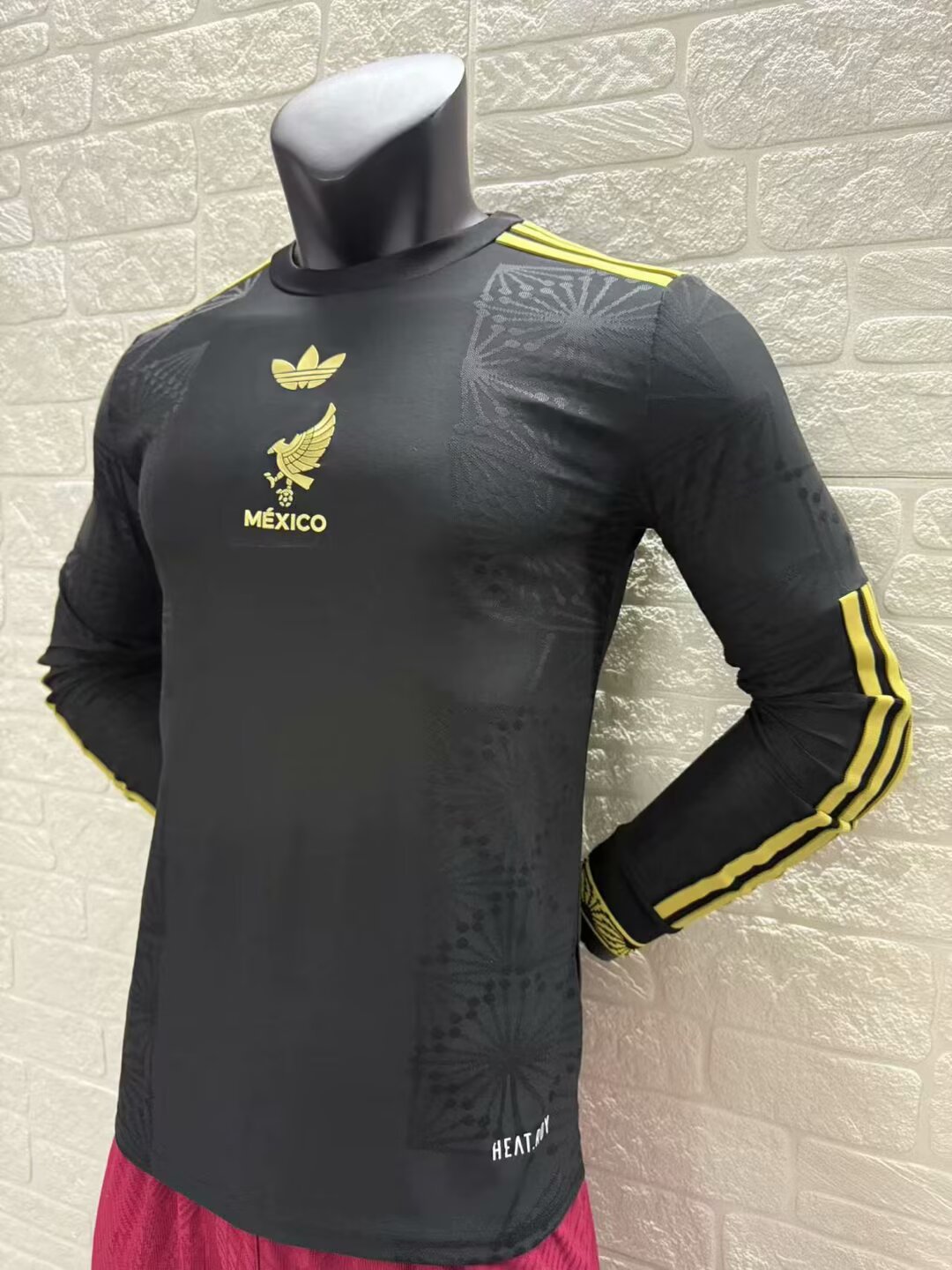 Mexico Gold Man Player Long Sleeve Jersey 25/26