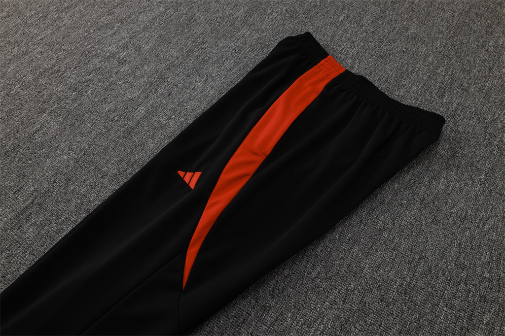 Internacional  Training Pants 24/25