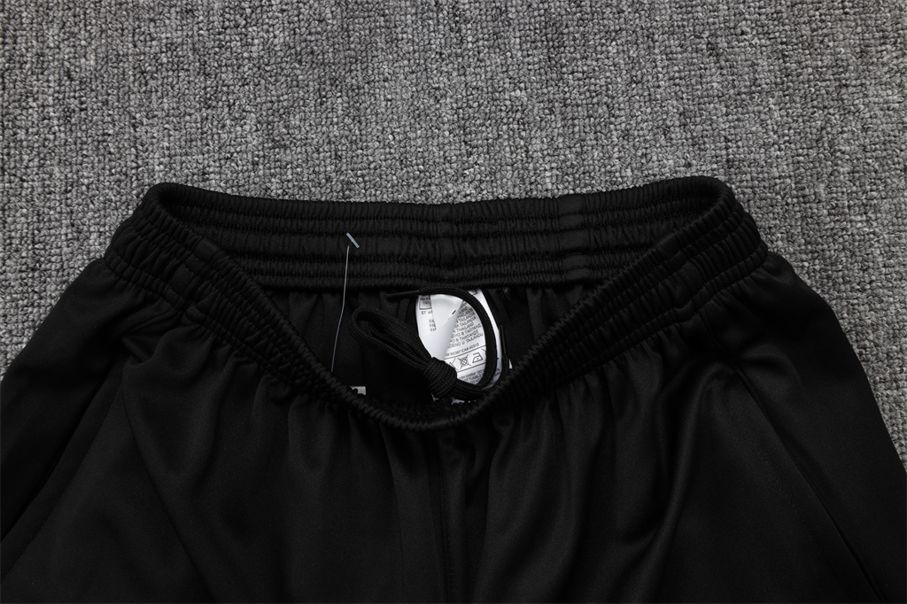 Manchester United Training Pants 25/26