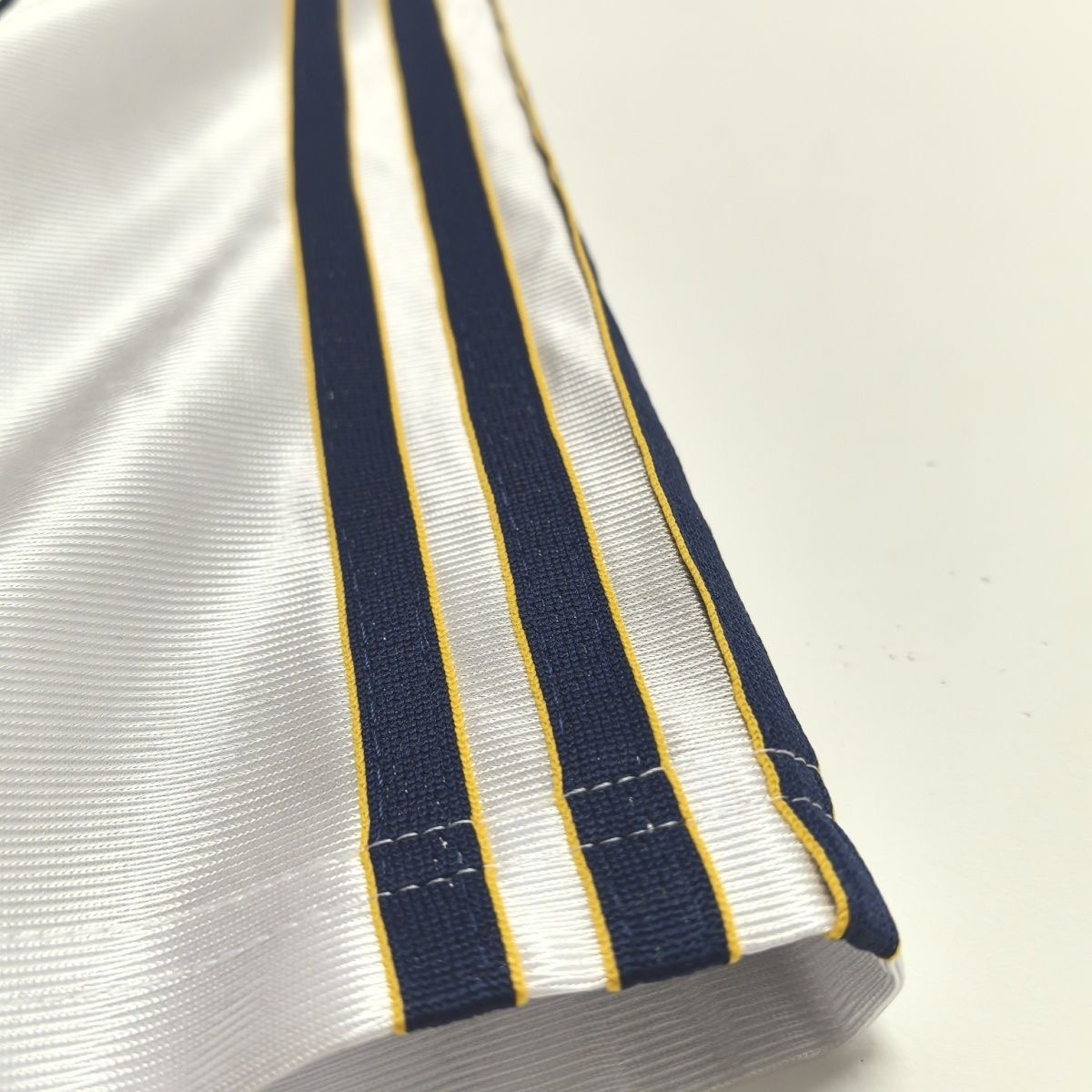 Real Madrid Retro Jersey Home Shirt 1998-00