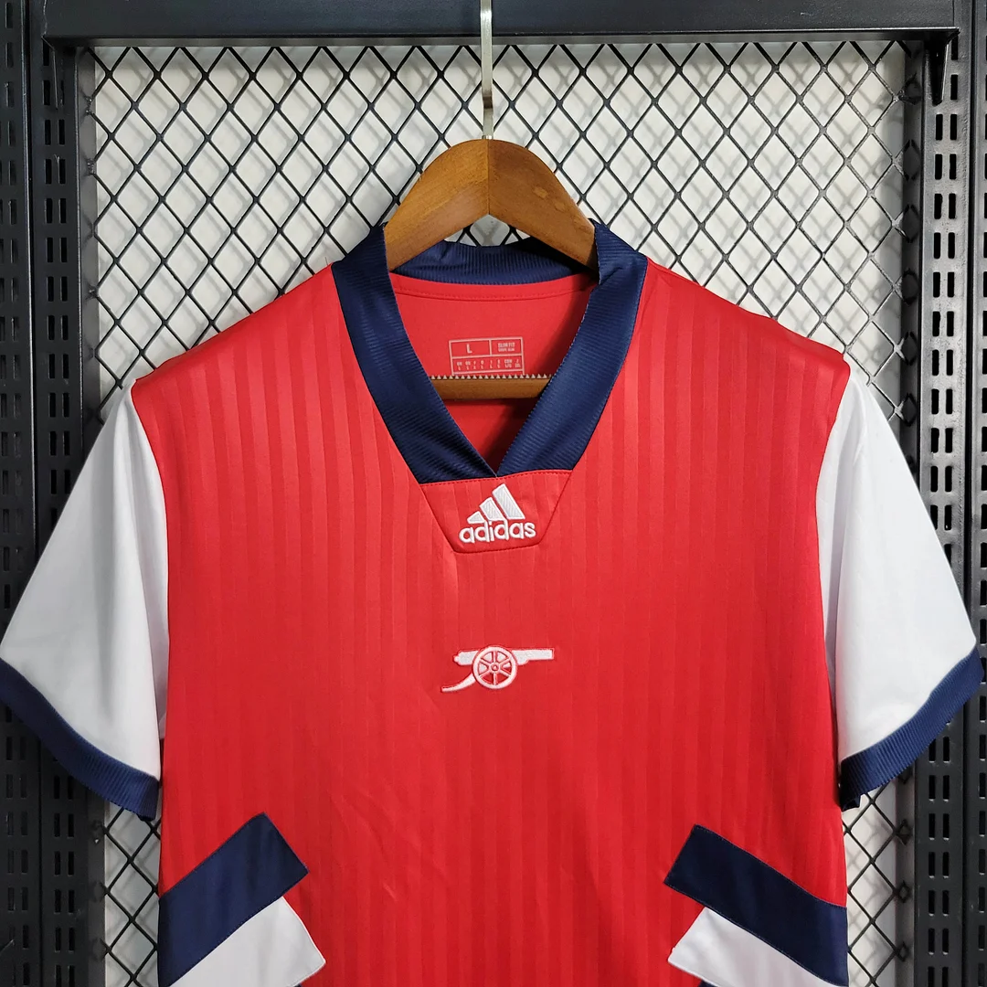 Arsenal Casual Red Football Shirt 2022/2023