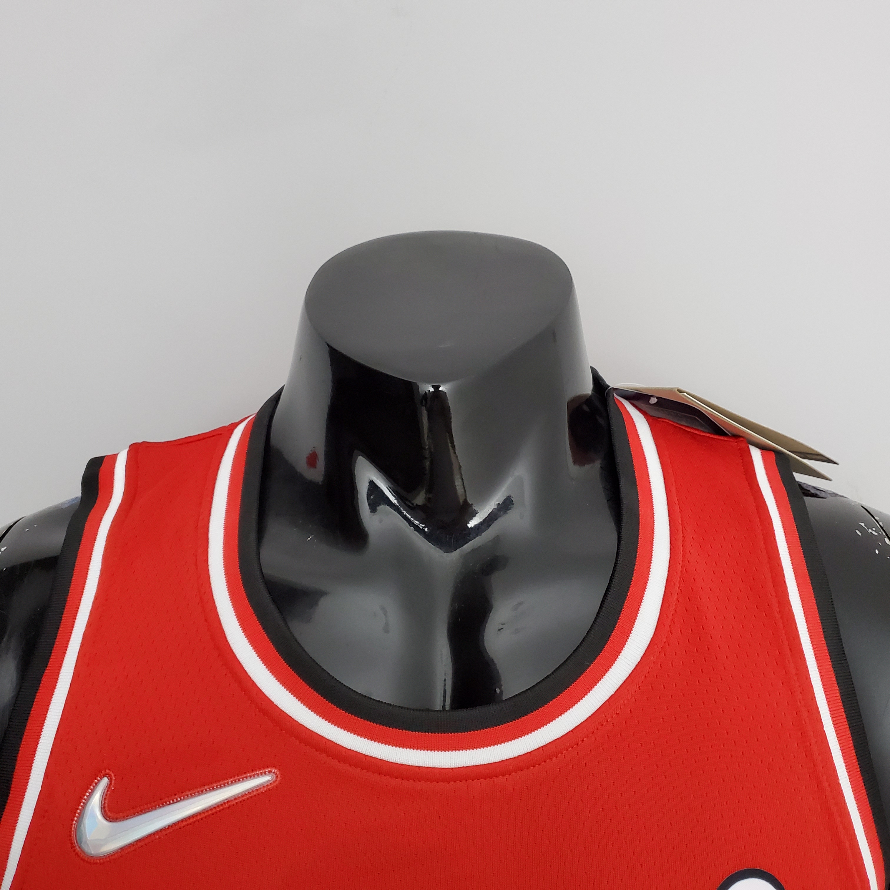 Zach LaVine Chicago Bulls 75th Anniversary 2022 Swingman Jersey Red