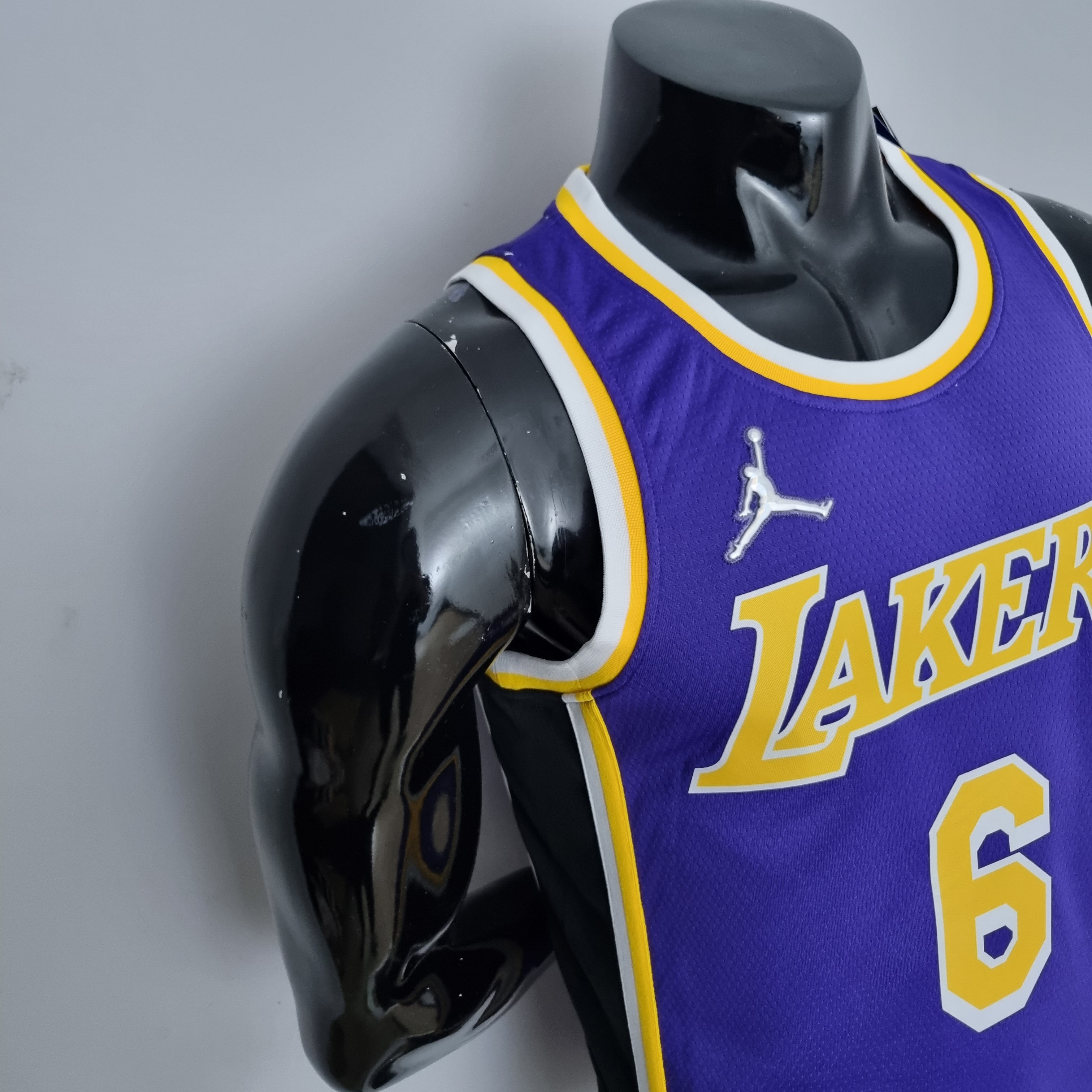 LeBron James Los Angeles Lakers 75th Anniversary Swingman Jersey Purple