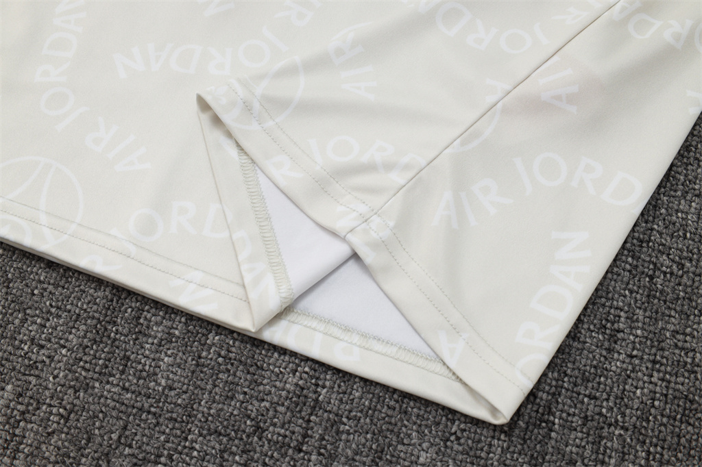 Paris Saint Germain Training Jersey 24/25